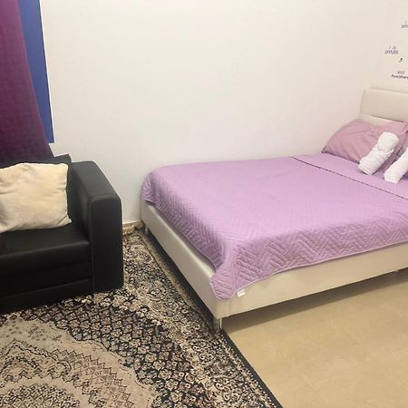 The Purple Place Apartment Abu Dhabi Exterior photo