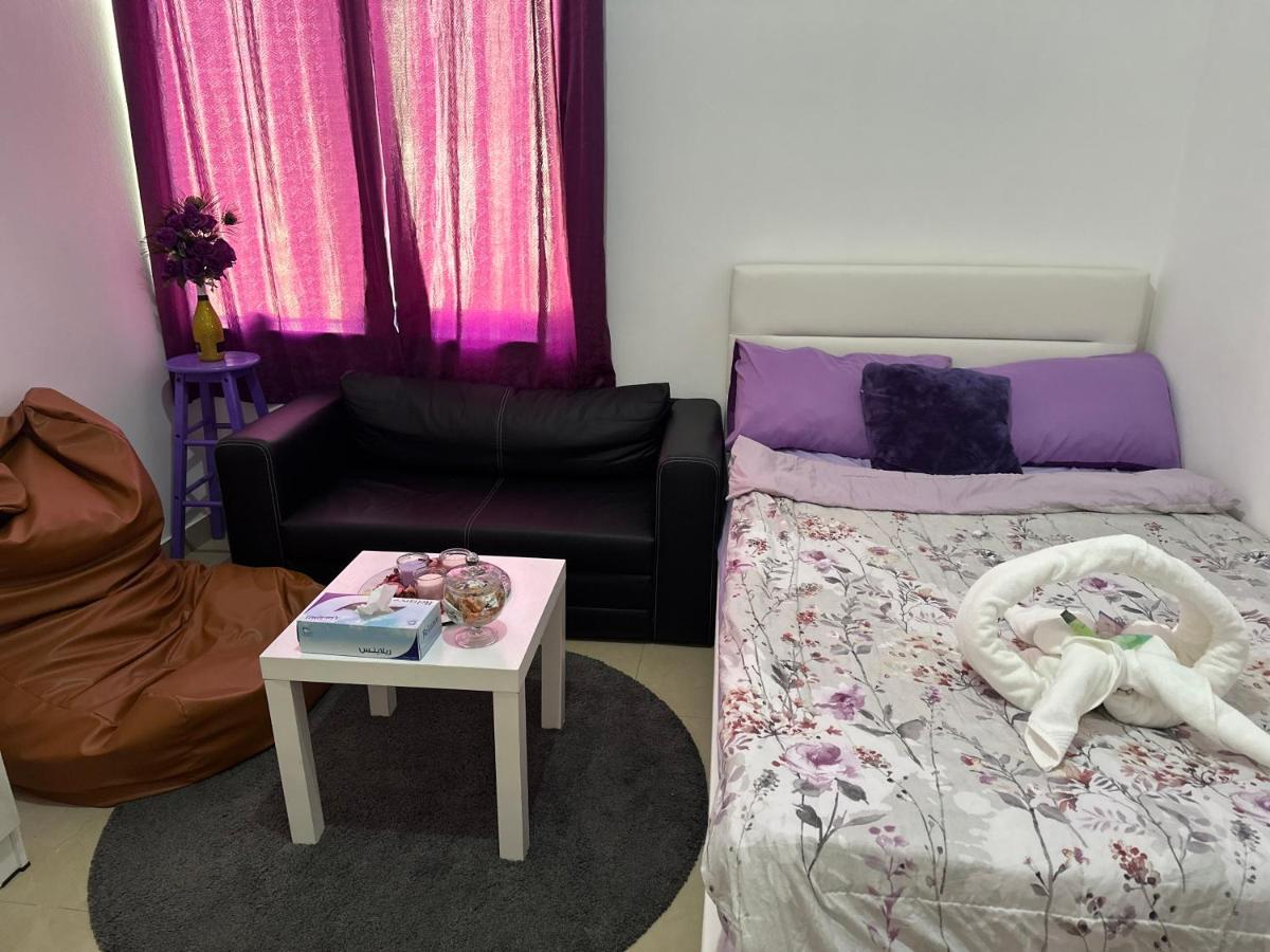 The Purple Place Apartment Abu Dhabi Exterior photo